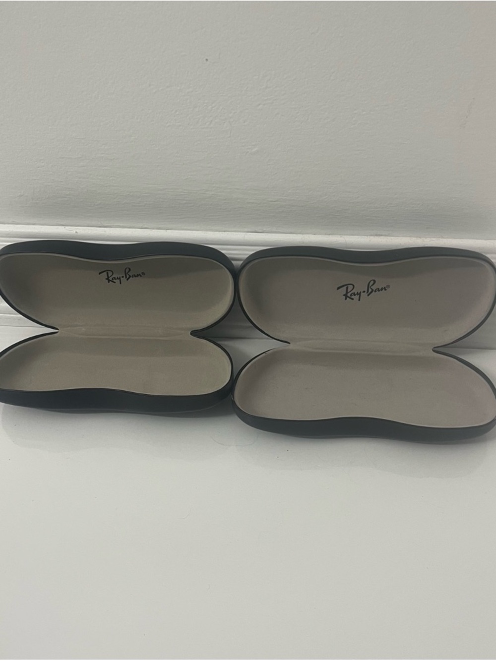 2 men’s or women’s Ray-Ban Black Sunglass Case with Beige Interior